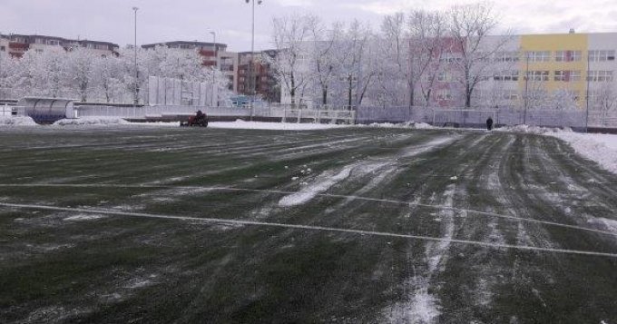 V článku najdete informaci, jak je možné využit velké UMT hřiště pro potřeby tréninku členů klubu FC Zličín při dodržení všech vládních opatření v souvislosti s covidovou situací.